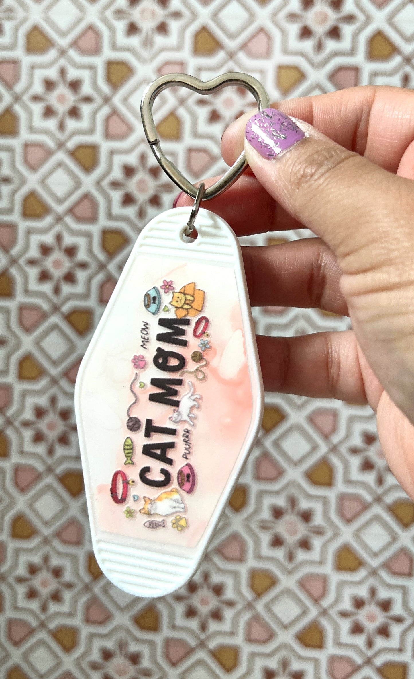 Cat Mom-Motel Keychain