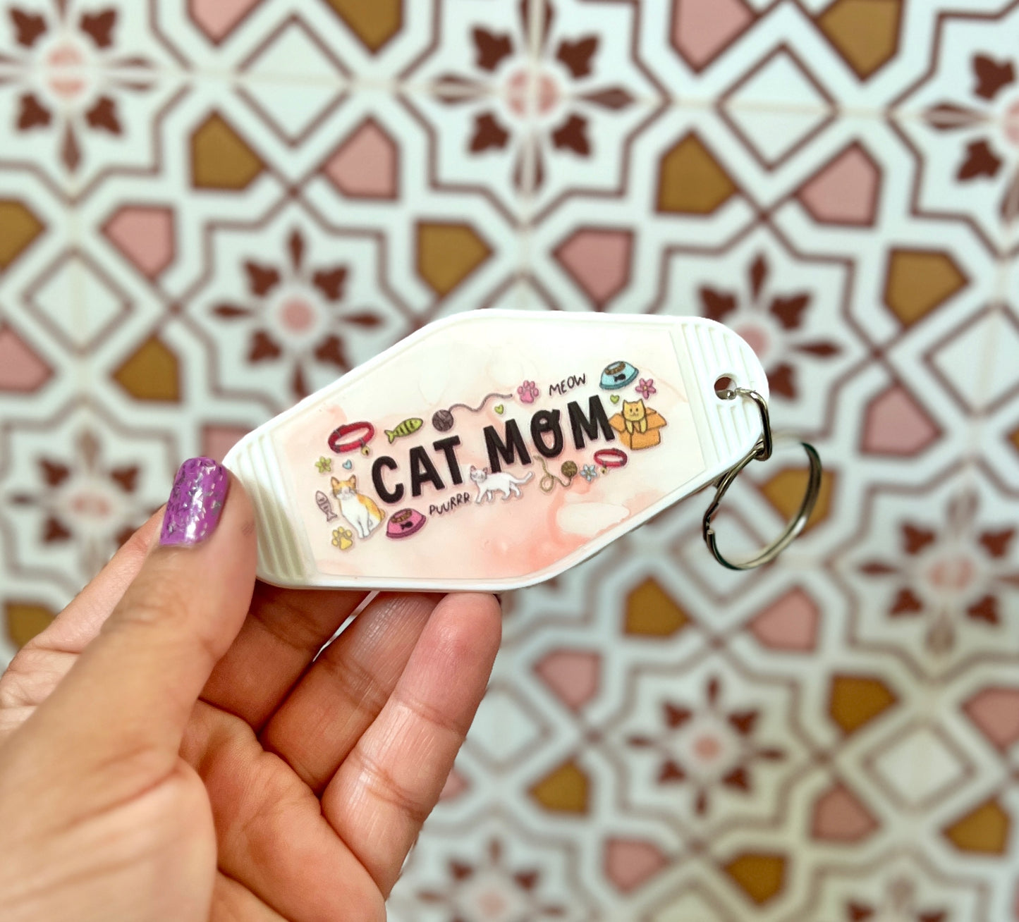 Cat Mom-Motel Keychain